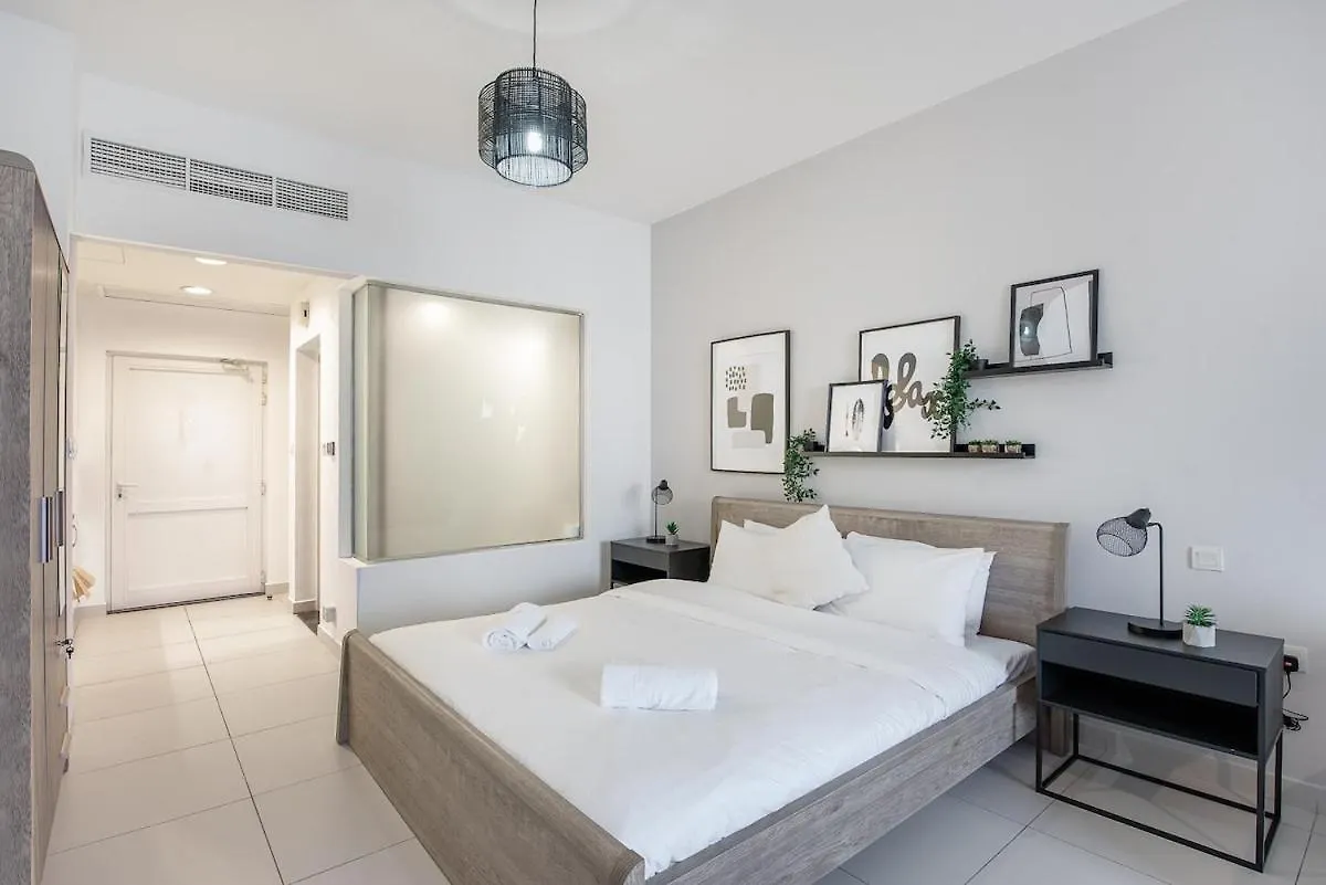 Apartment Tranquil Studio With Unmatched Ocean Views In Palm Dubai