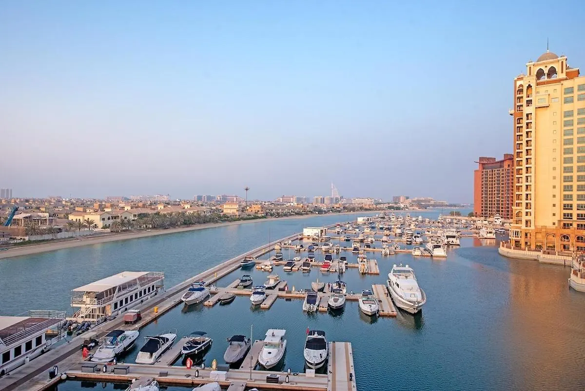Tranquil Studio With Unmatched Ocean Views In Palm Dubai United Arab Emirates